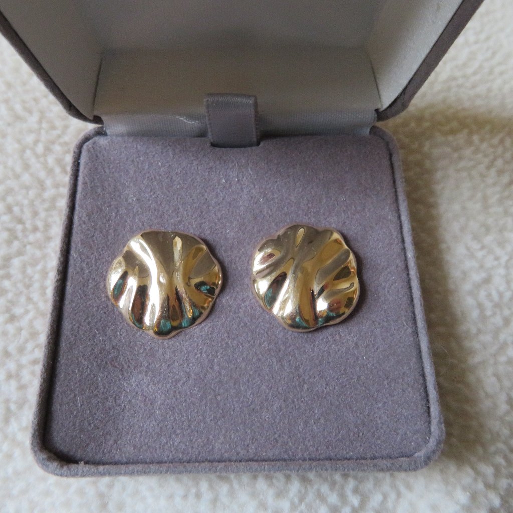 14k Solid Gold Disc Earrings 14k Solid Gold Disc Earrings